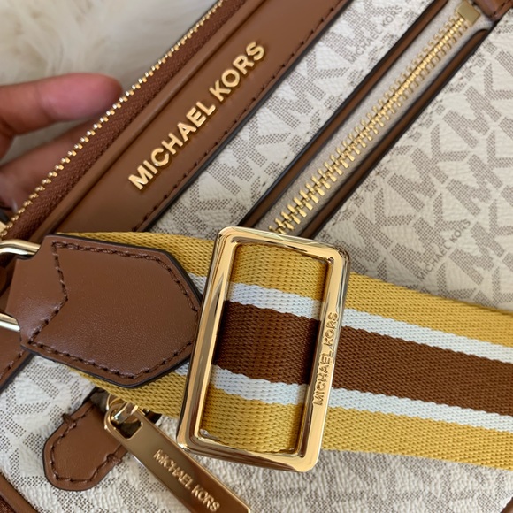 🎉New MK vanilla 2019 collection - Picture 4 of 8